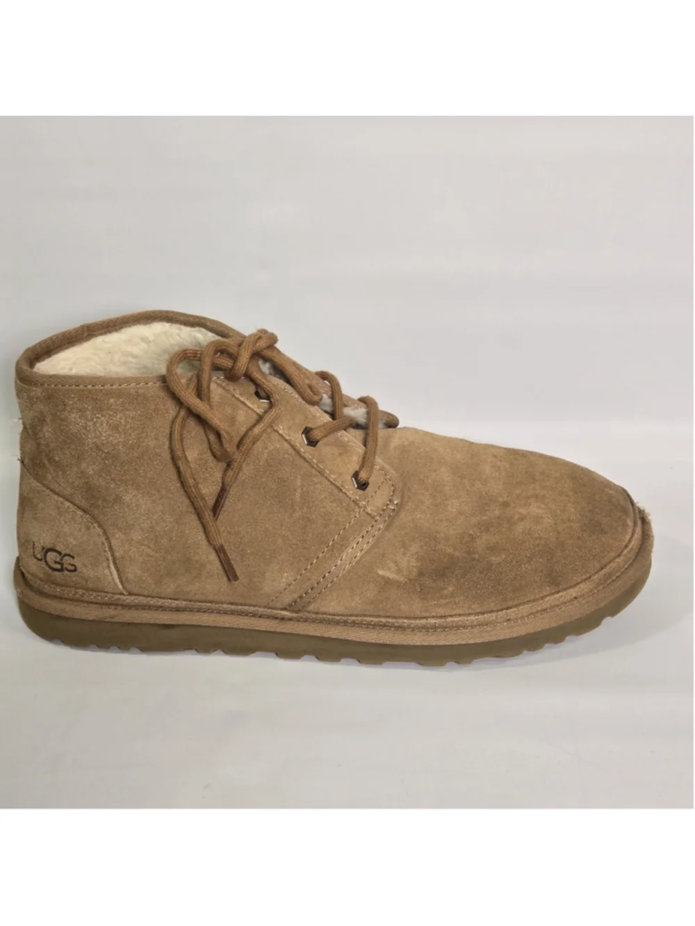 UGG neumel classic